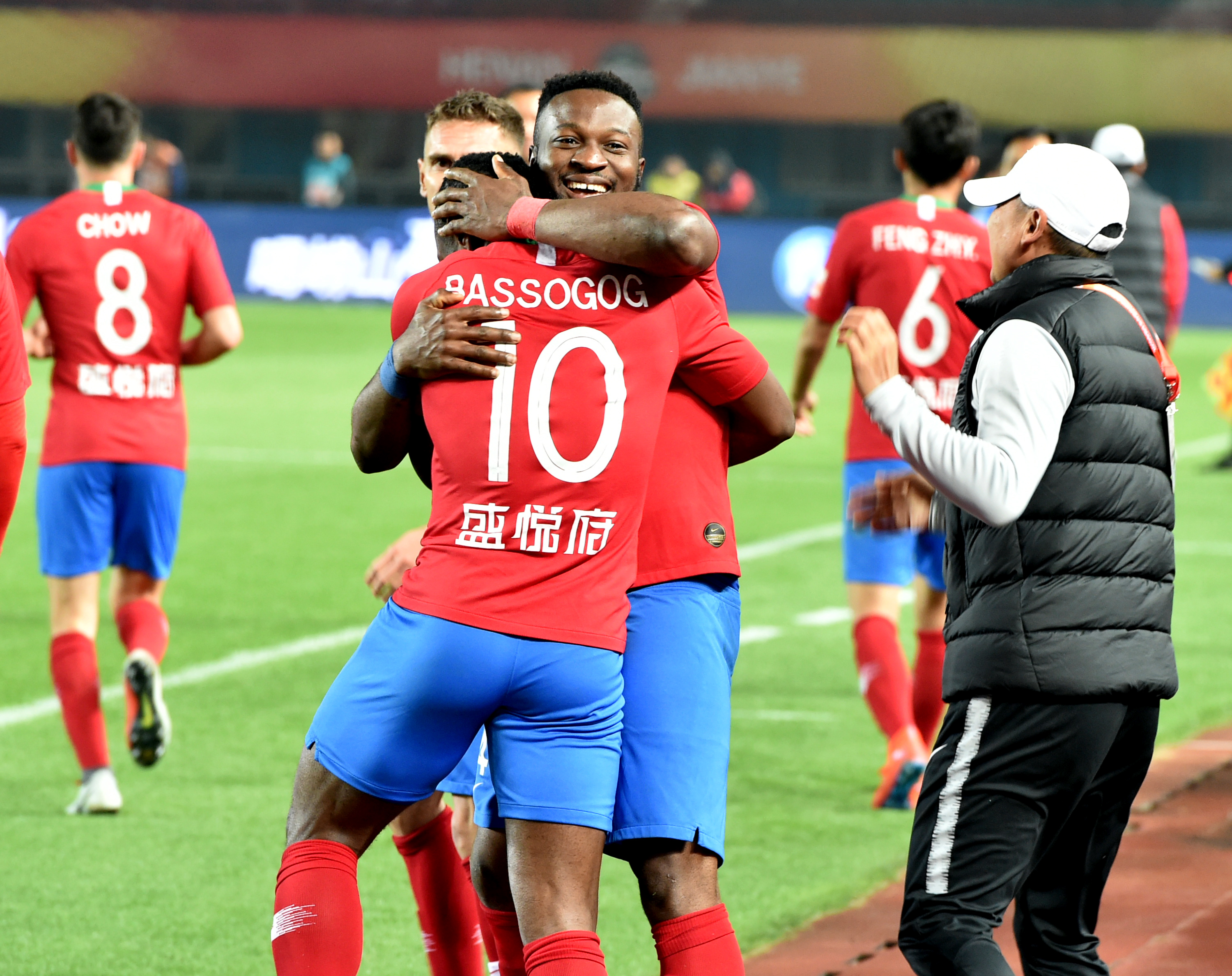 投与造犯规 投与造犯规